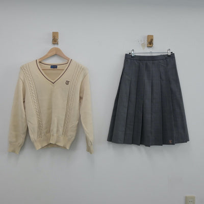 【中古】京都府 鳥羽高等学校 女子制服 2点（ニット・スカート）sf021837