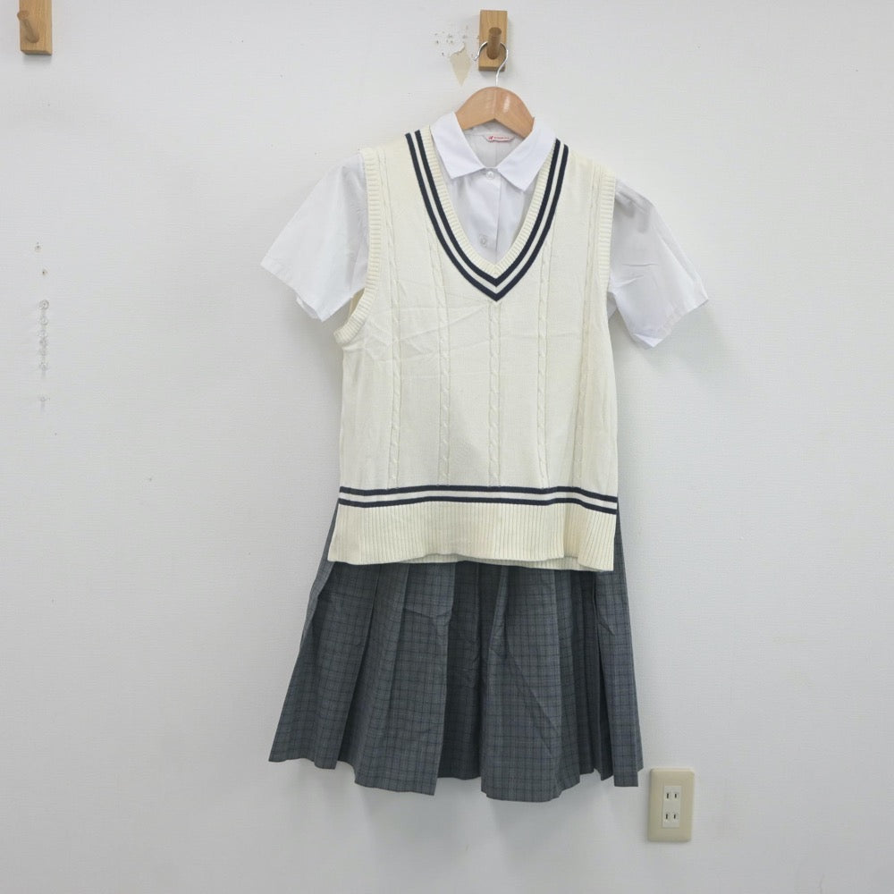 【中古】福岡県 博多高等学園 女子制服 3点（ニットベスト・シャツ・スカート）sf021857