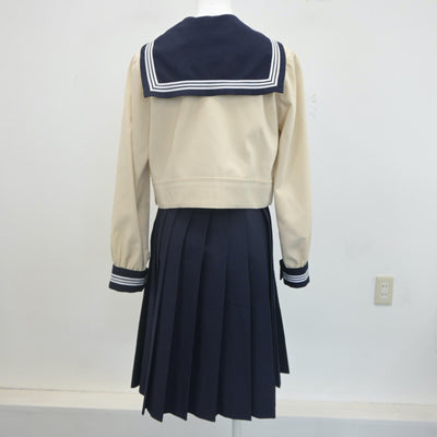 【中古】東京都 東京女学館高等学校 女子制服 2点（セーラー服・スカート）sf021886