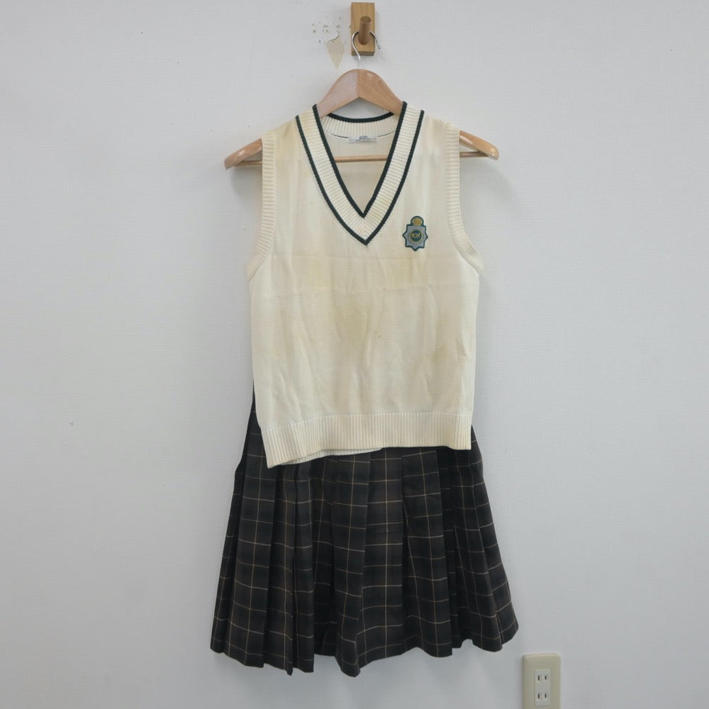 【中古】福岡県 九州産業大学付属九州高等学校 女子制服 2点（ニットベスト・スカート）sf021926