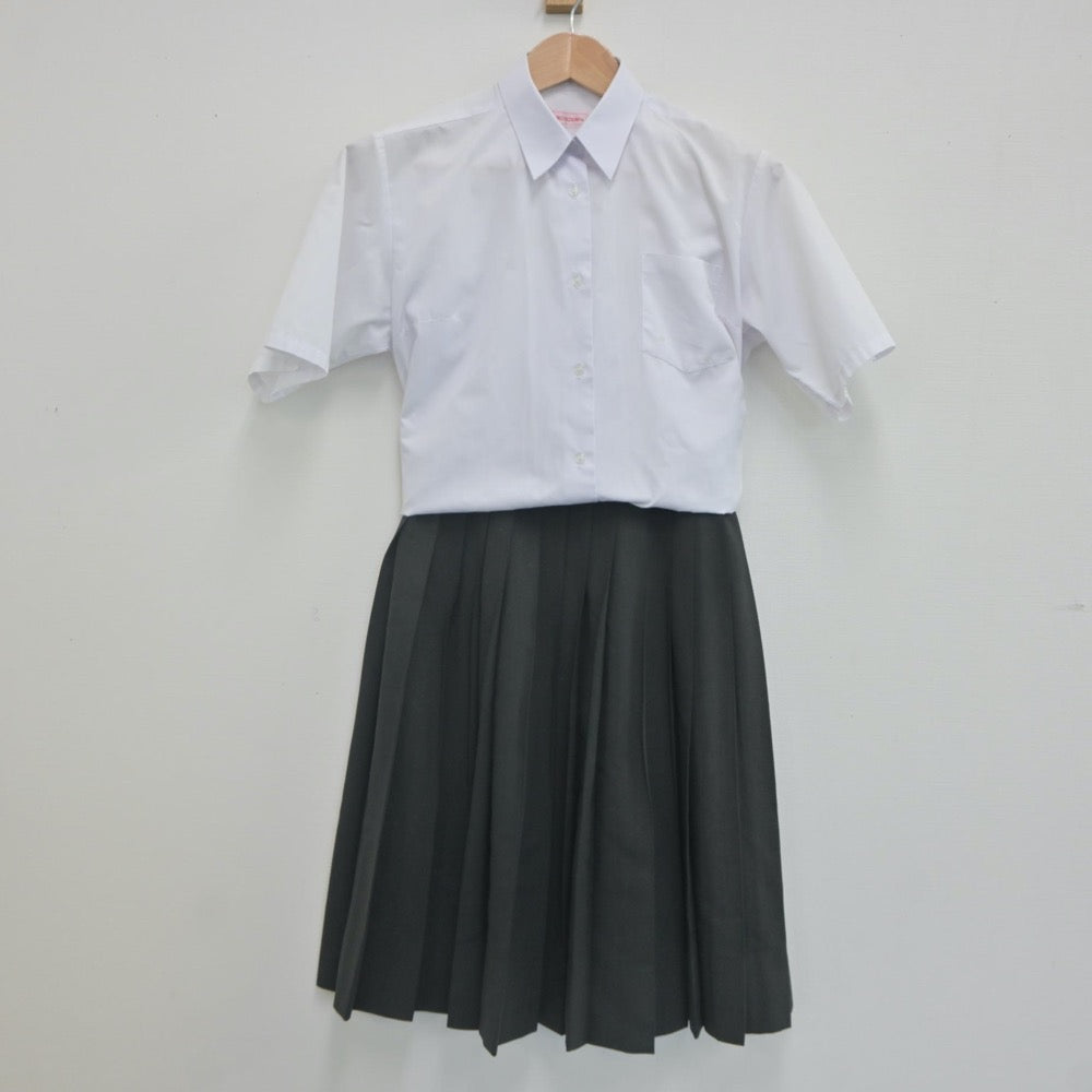 【中古】三重県 嬉野中学校 女子制服 2点（シャツ・スカート）sf021976