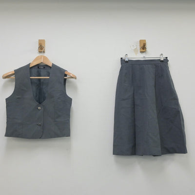 【中古】埼玉県 西武台高等学校 女子制服 2点（ベスト・スカート）sf022173