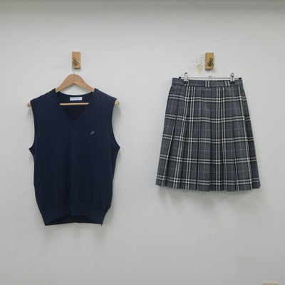 【中古】東京都 深川高等学校 女子制服 2点（ニットベスト・スカート）sf022216