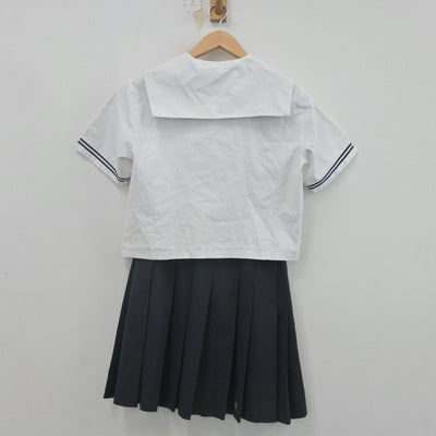 【中古】岡山県 岡山大安寺中等教育学校 女子制服 2点（セーラー服・スカート）sf022282