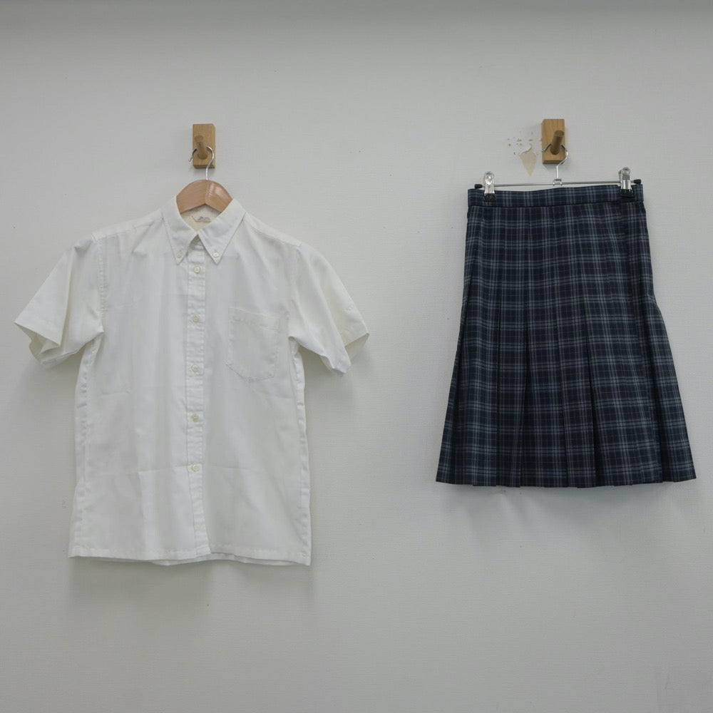 【中古】兵庫県 須磨学園高等学校 女子制服 2点（シャツ・スカート）sf022327