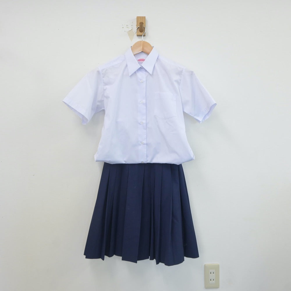 【中古】京都府 京都女子中学校・高等学校 女子制服 3点（シャツ・ニットベスト・スカート）sf022332