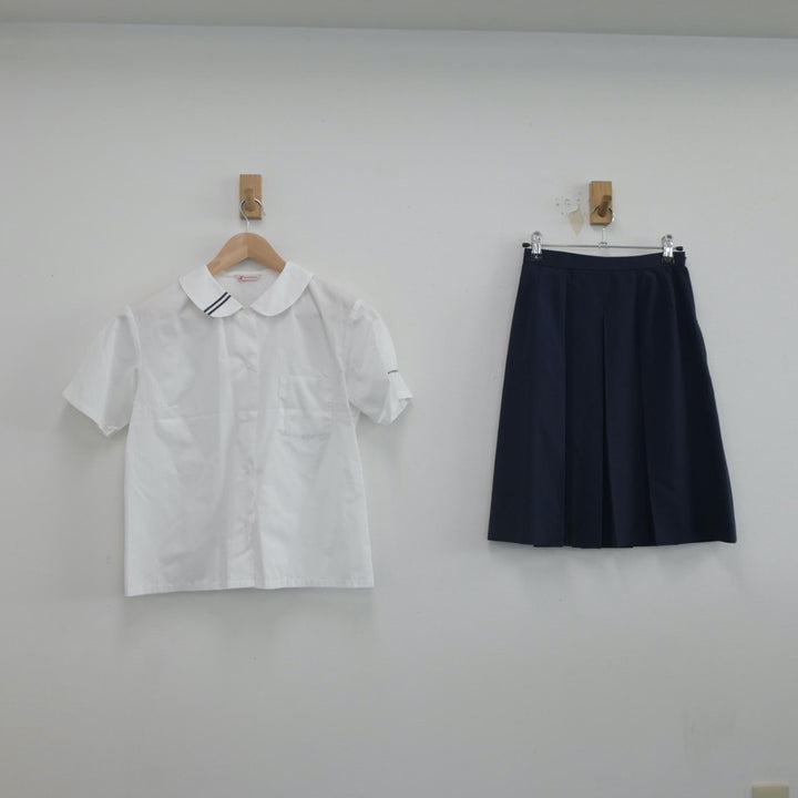 2-5-687百合丘高校制服セット(合計59730円)＋Yシャツ＋校章＋ソックス