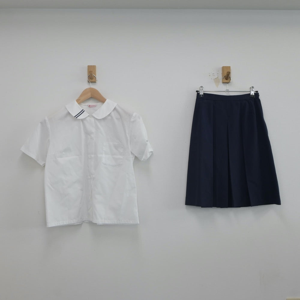 【中古】福島県 磐城桜が丘高等学校 女子制服 2点（シャツ・スカート）sf022376