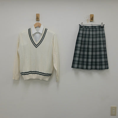 【中古】三重県 セントヨゼフ女子学園高等学校 女子制服 3点（シャツ・ニット・スカート）sf022450