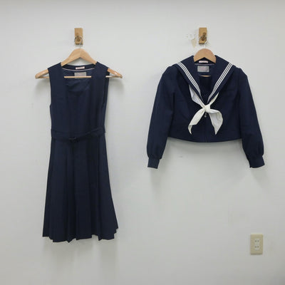 【中古】福岡県 北九州市立花尾中学校 女子制服 2点（セーラー服・ジャンパースカート）sf022464