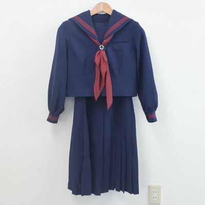 【中古】埼玉県 大谷中学校 女子制服 3点（セーラー服・ジャンパースカート）sf022510