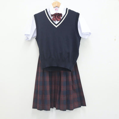 【中古】秋田県 城南中学校 女子制服 4点（ニットベスト・シャツ・スカート）sf022729