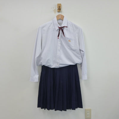 【中古】沖縄県 北谷高等学校 女子制服 4点（ブレザー・シャツ・スカート）sf022752