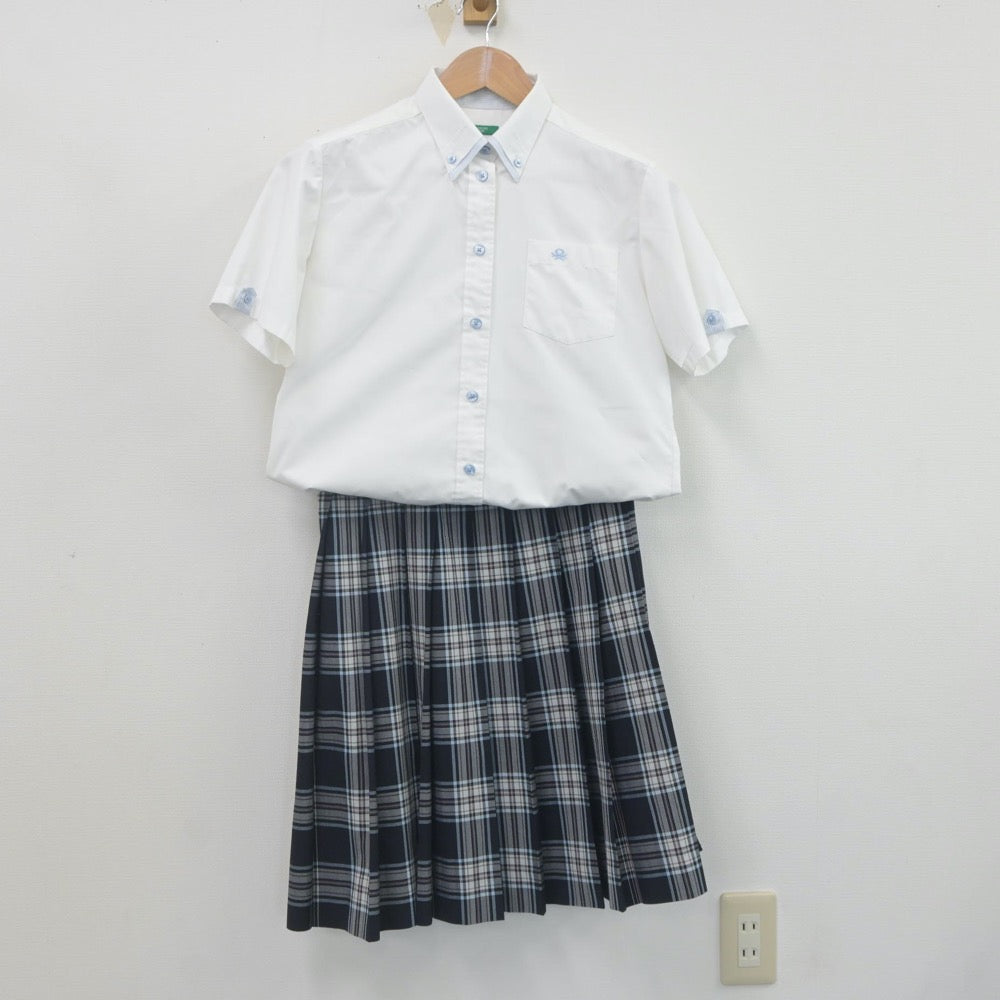 【中古】岡山県 岡山龍谷高等学校 女子制服 3点（シャツ・スカート）sf022765