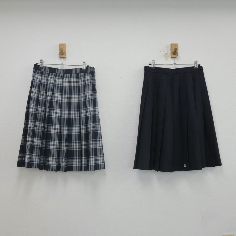 【中古】岡山県 岡山龍谷高等学校 女子制服 3点（シャツ・スカート）sf022765