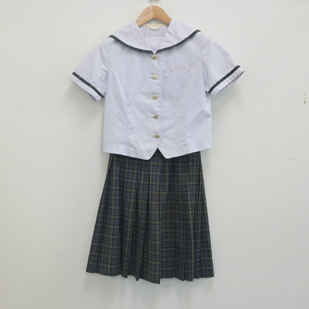 【中古】福岡県 八女学院高等学校 女子制服 4点（シャツ・スカート）sf022898