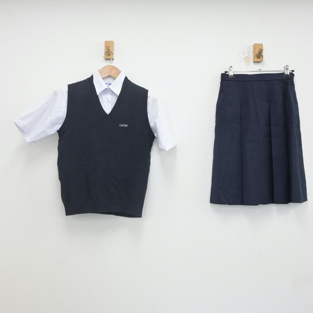 【中古】埼玉県 大宮北高等学校 女子制服 3点（シャツ・ニットベスト・スカート）sf022939