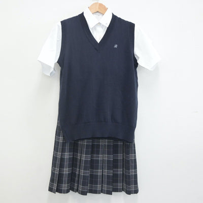 【中古】千葉県 麗澤中学校 女子制服 4点（ニットベスト・シャツ・スカート）sf023032