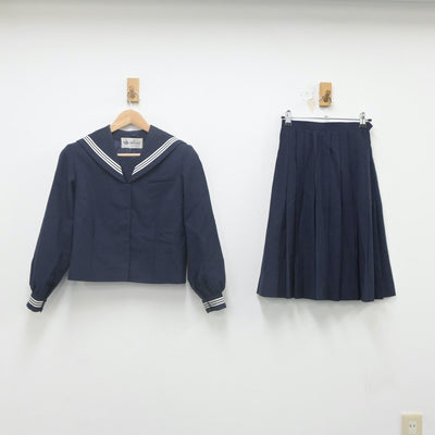 【中古】千葉県 大貫中学校 女子制服 2点（セーラー服・スカート）sf023137