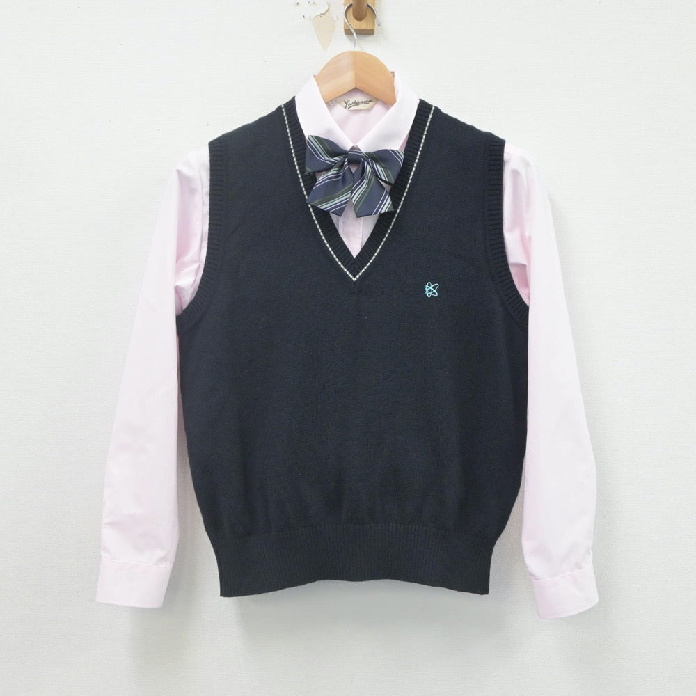 【中古】東京都 神田女学園高等学校 女子制服 4点（ニットベスト・シャツ）sf023205