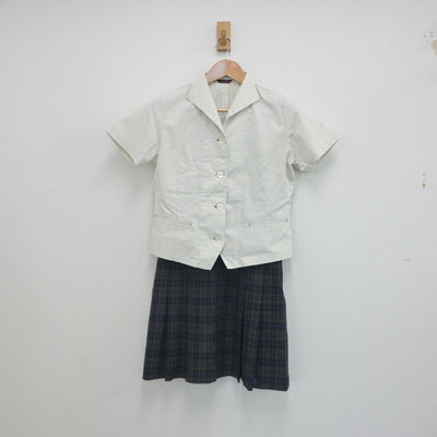 【中古】東京都 安田学園高等学校 女子制服 4点（シャツ・ニットベスト・スカート）sf023328