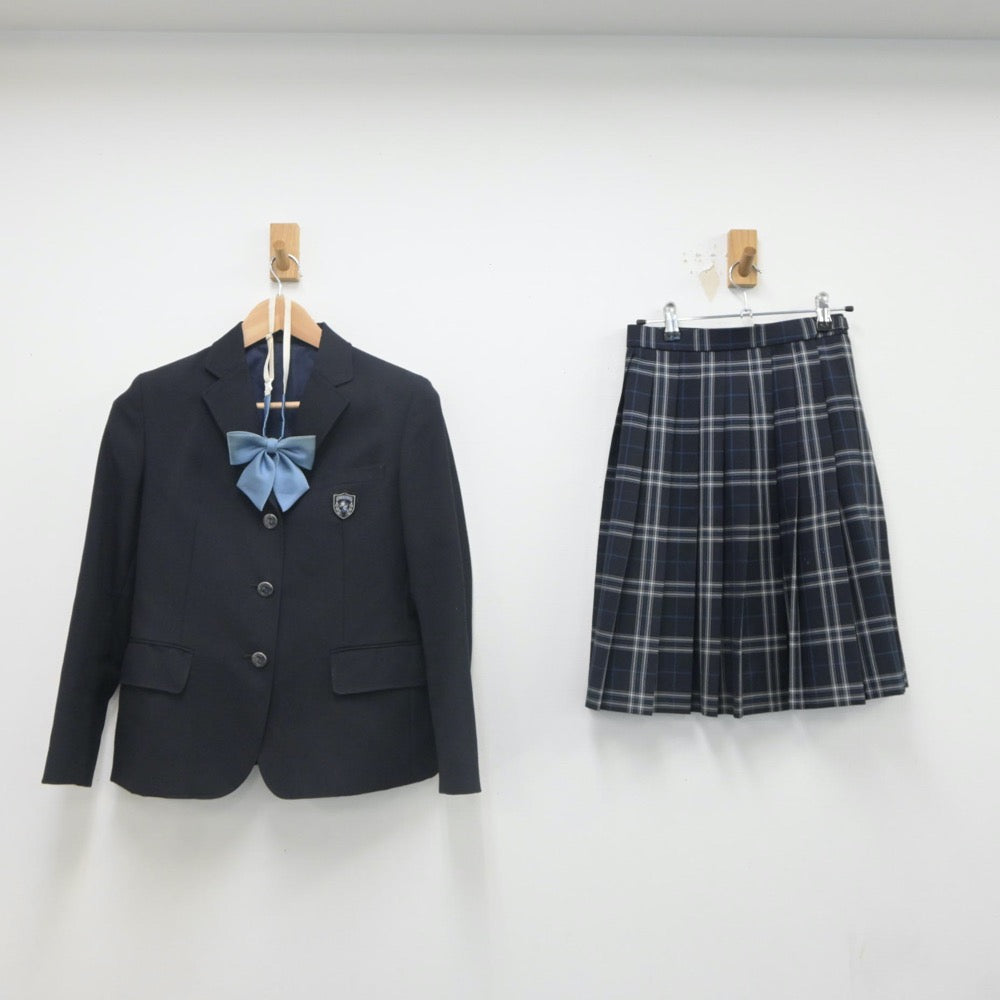 【中古】愛知県 聖カピタニオ女子高等学校 女子制服 4点（ブレザー・スカート）sf023506