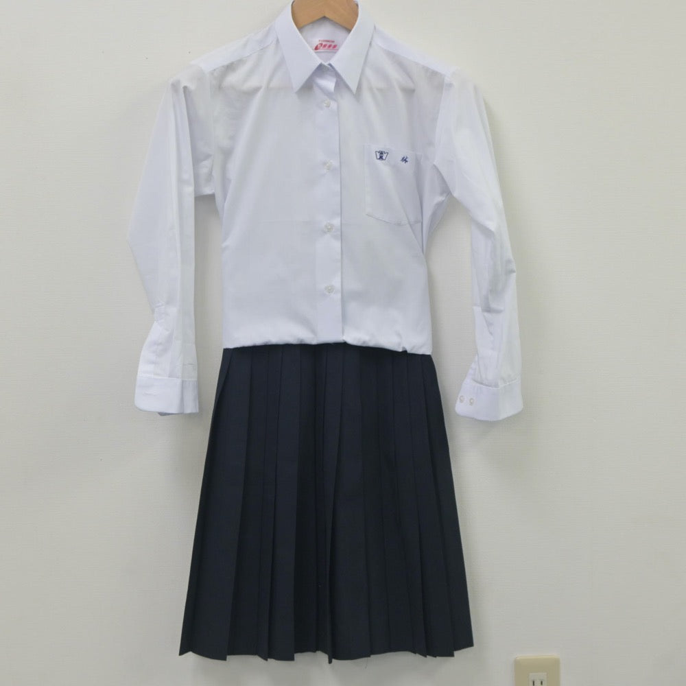 【中古】岐阜県 本巣中学校 女子制服 2点（シャツ・スカート）sf023578