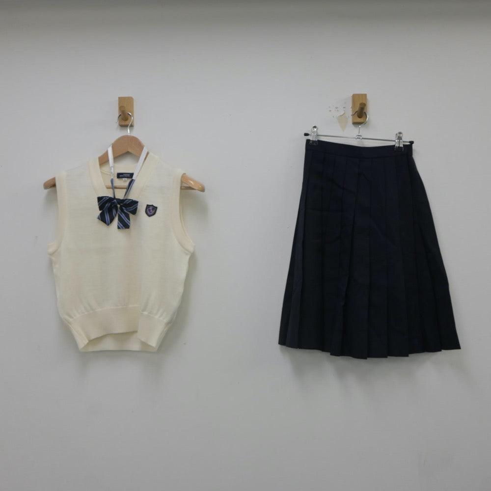 【中古】岐阜県 本巣松陽高等学校 女子制服 4点（ブレザー・ニットベスト・スカート）sf023584