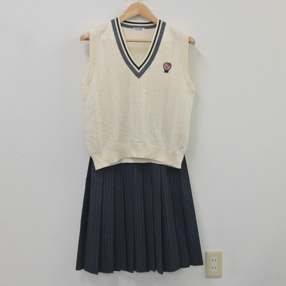 【中古】佐賀県 牛津高等学校 女子制服 2点（ニットベスト・スカート）sf023596