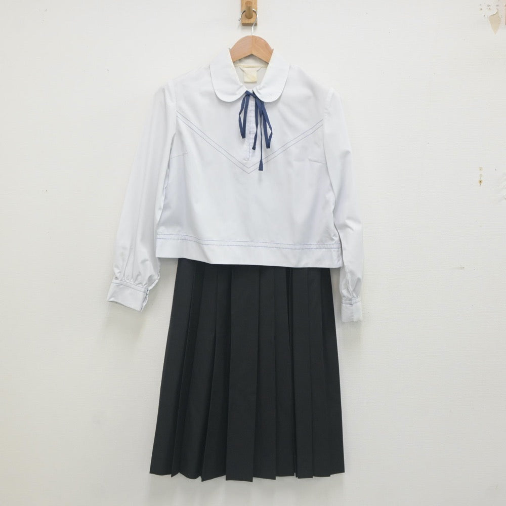 【中古】鹿児島県 鹿児島純心女子高等学校 女子制服 2点（シャツ・スカート）sf023702