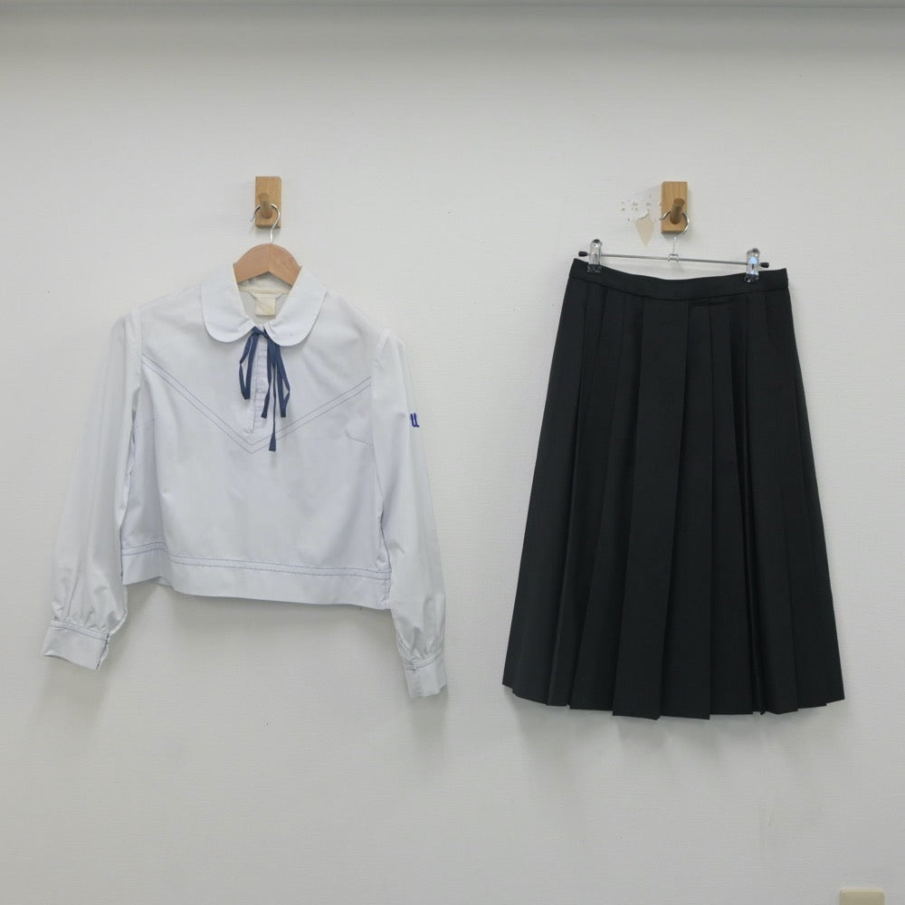 【中古】鹿児島県 鹿児島純心女子高等学校 女子制服 2点（シャツ・スカート）sf023702