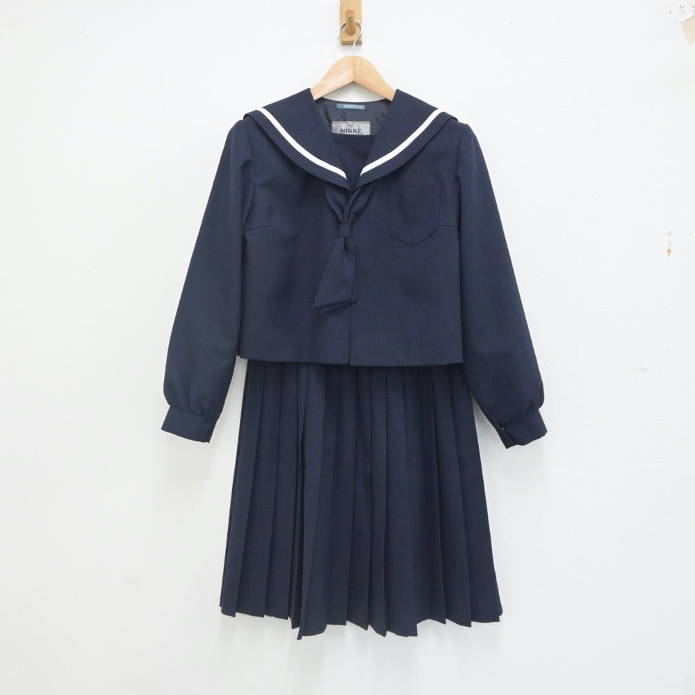 【中古】北海道 赤平市立赤平中学校 女子制服 2点（セーラー服・スカート）sf023788