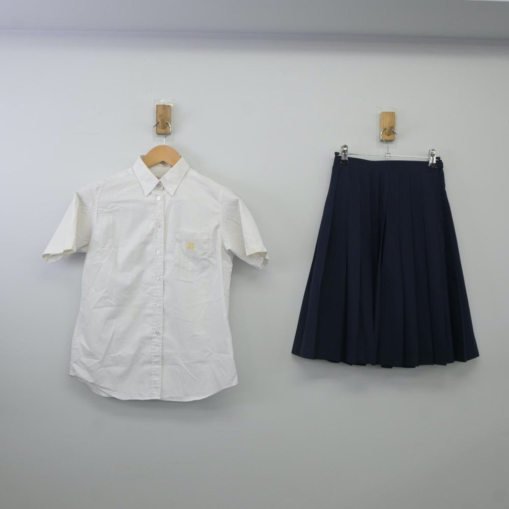 【中古】神奈川県 日本大学高等学校 女子制服 2点（シャツ・スカート）sf024027