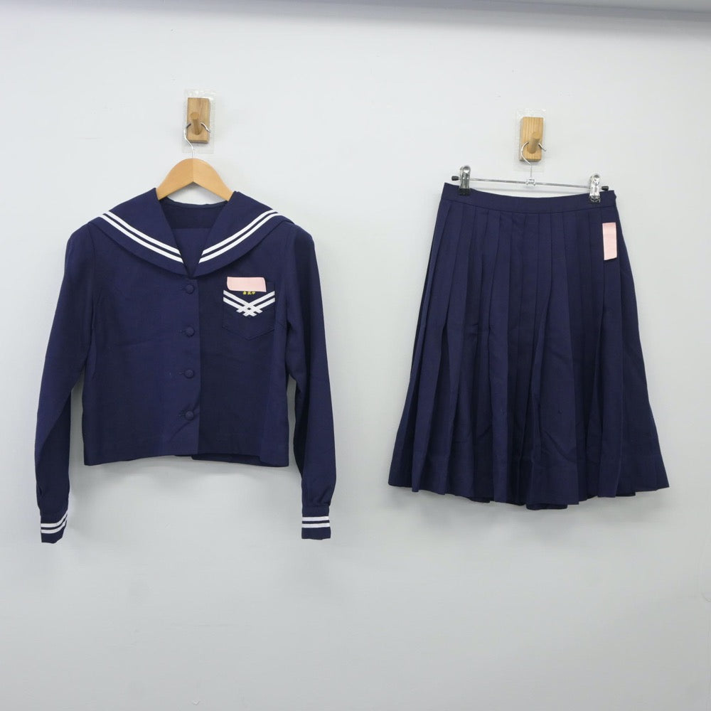 【中古】沖縄県 金武中学校 女子制服 2点（セーラー服・スカート）sf024346