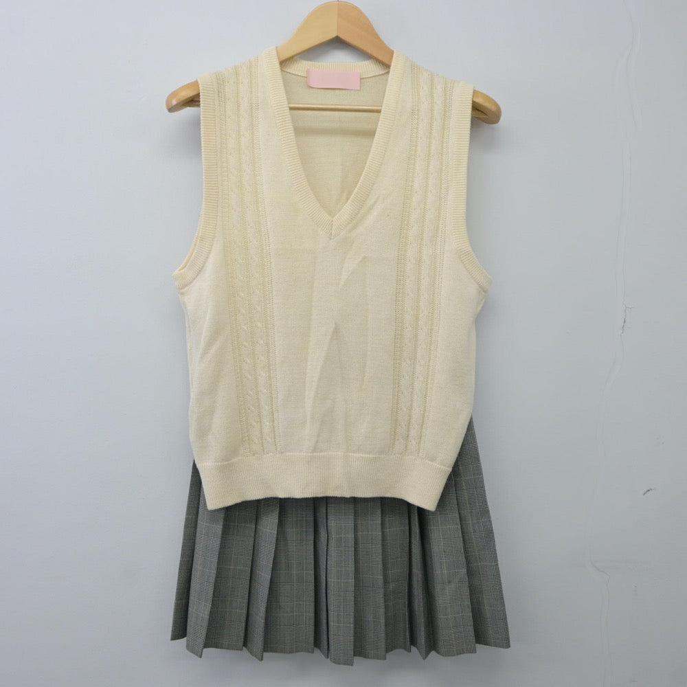 【中古】大阪府 近畿大学附属高等学校 女子制服 3点（ニットベスト・スカート）sf024387