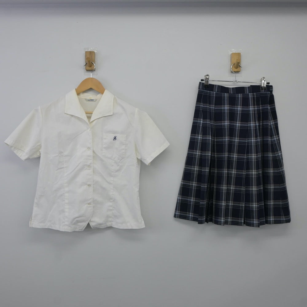 【中古】宮城県 聖ドミニコ学院中学校高等学校 女子制服 3点（シャツ・スカート）sf024563