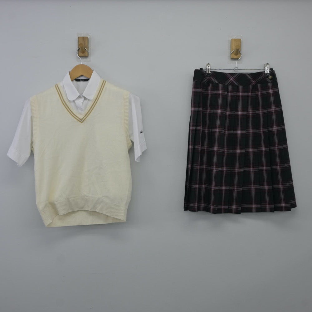 【中古】埼玉県 昌平高等学校 女子制服 4点（シャツ・ニットベスト・スカート）sf024596