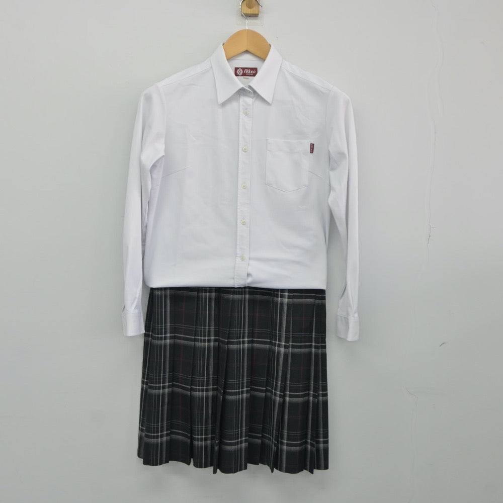 【中古】福岡県 福岡工業高等学校 女子制服 2点（シャツ・スカート）sf024680