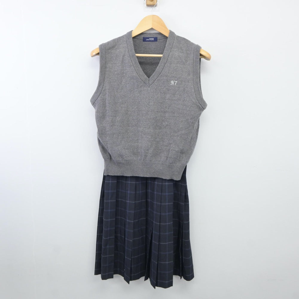 【中古】東京都 中野区立第七中学校 女子制服 2点（ニットベスト・スカート）sf024700