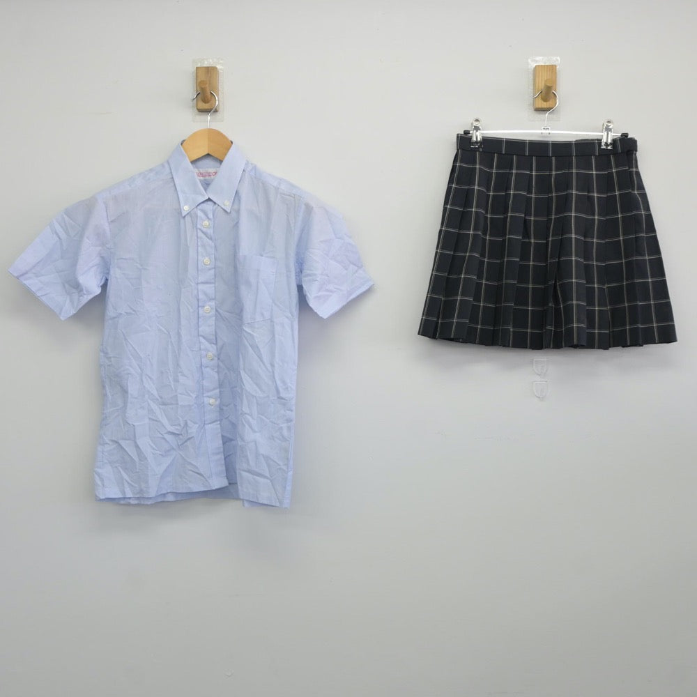 【中古】東京都 足立高等学校 女子制服 2点（シャツ・スカート）sf024886