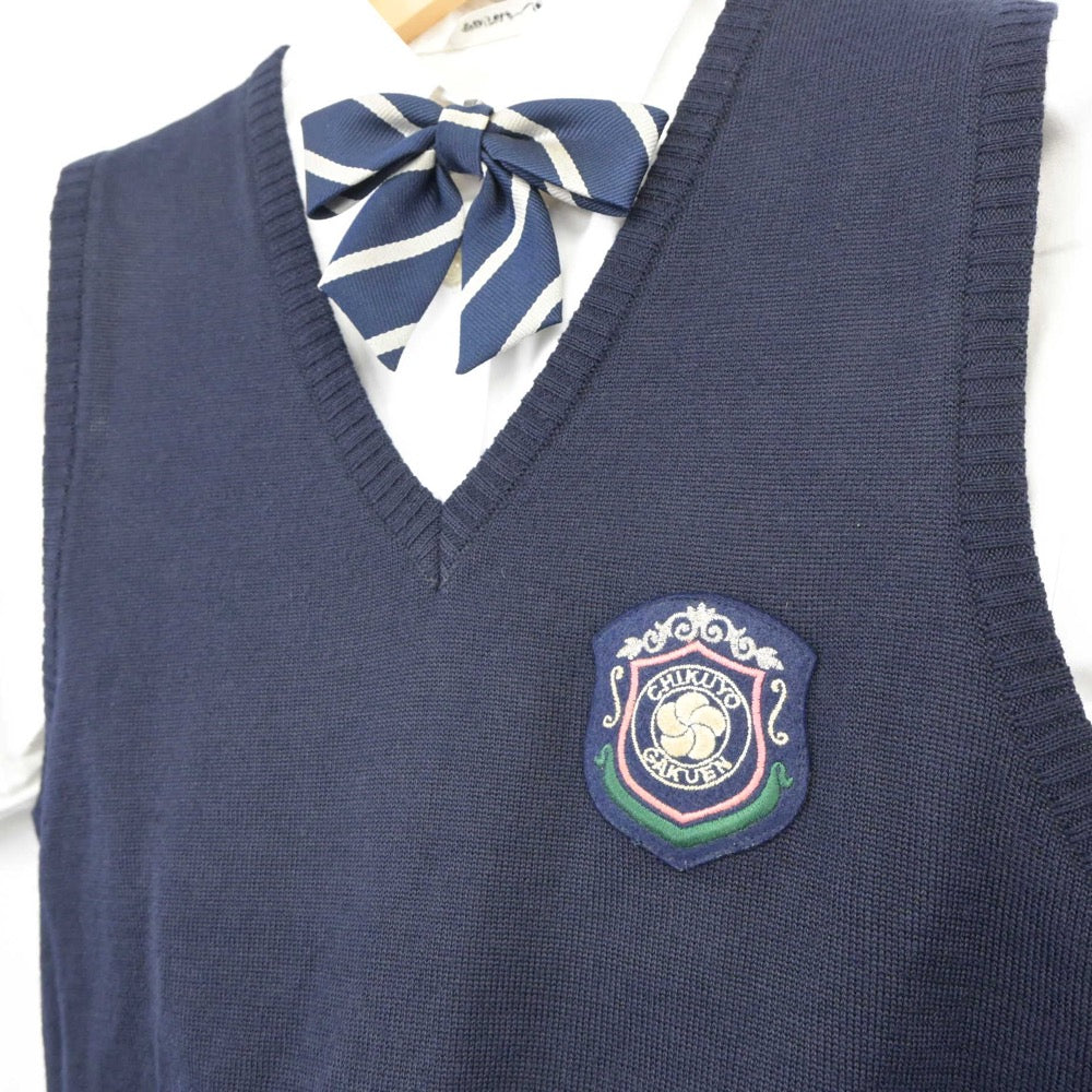 【中古】福岡県 筑陽学園高等学校 女子制服 4点（シャツ・ニットベスト・スカート）sf025272