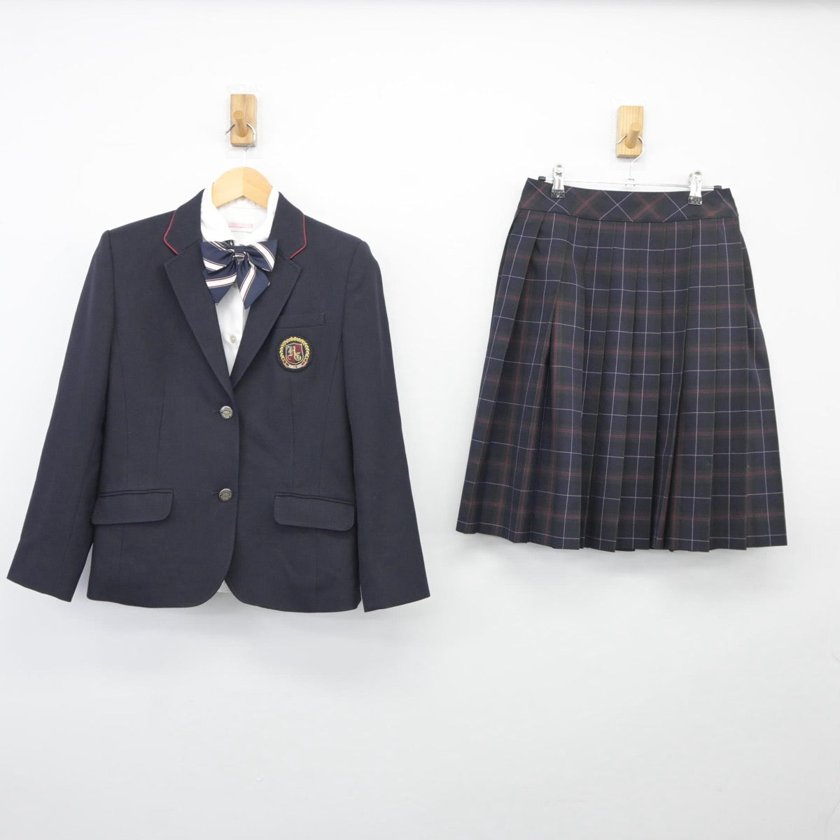 【中古】大阪府 羽衣学園高等学校 女子制服 4点（ブレザー・シャツ・スカート）sf025312