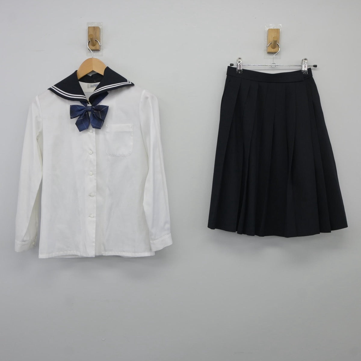 【中古】埼玉県 栄東中学校 女子制服 5点（ブレザー・ニット・セーラー服・スカート）sf025315