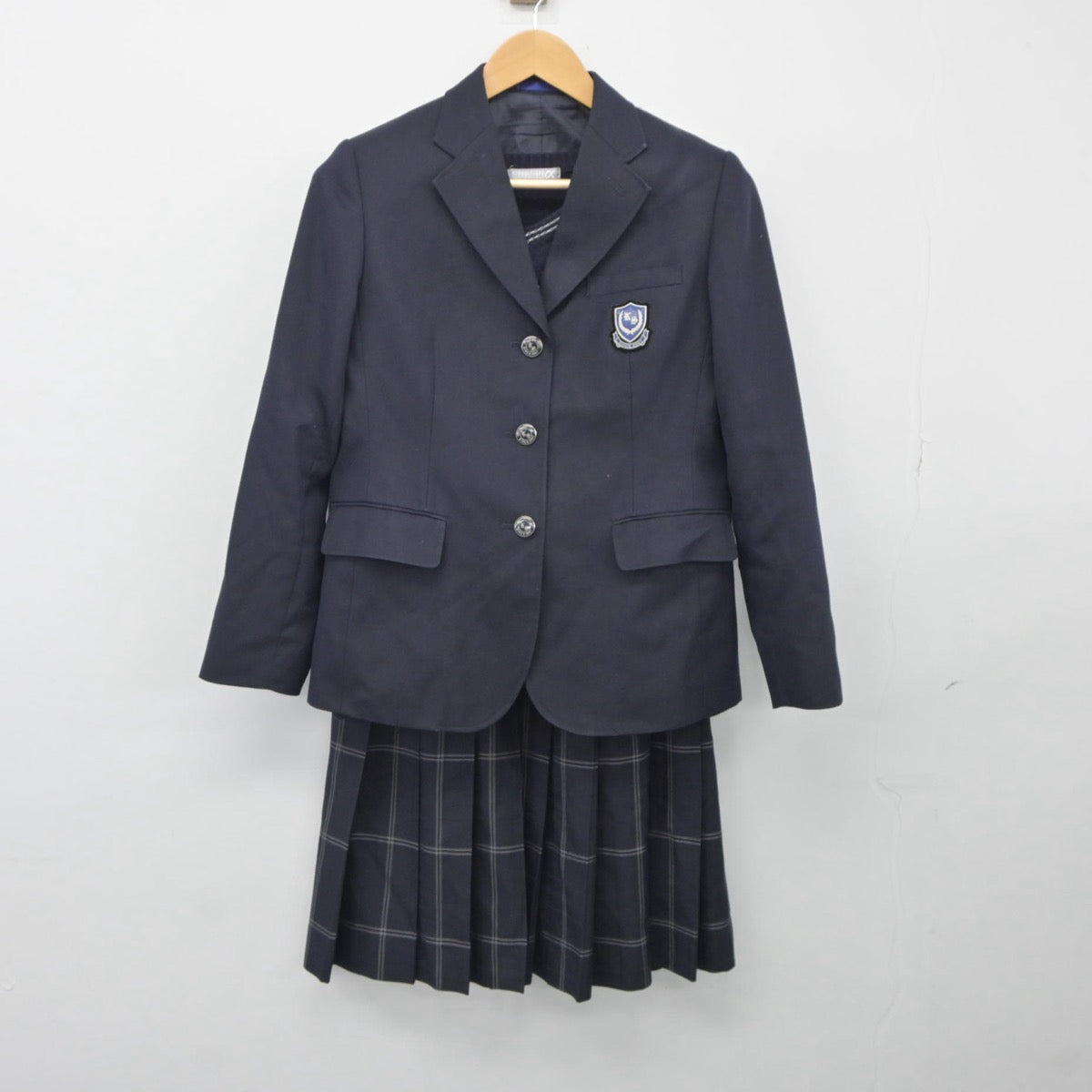 【中古】兵庫県 神戸鈴蘭台高等学校 女子制服 4点（ブレザー・ニット・スカート）sf025319