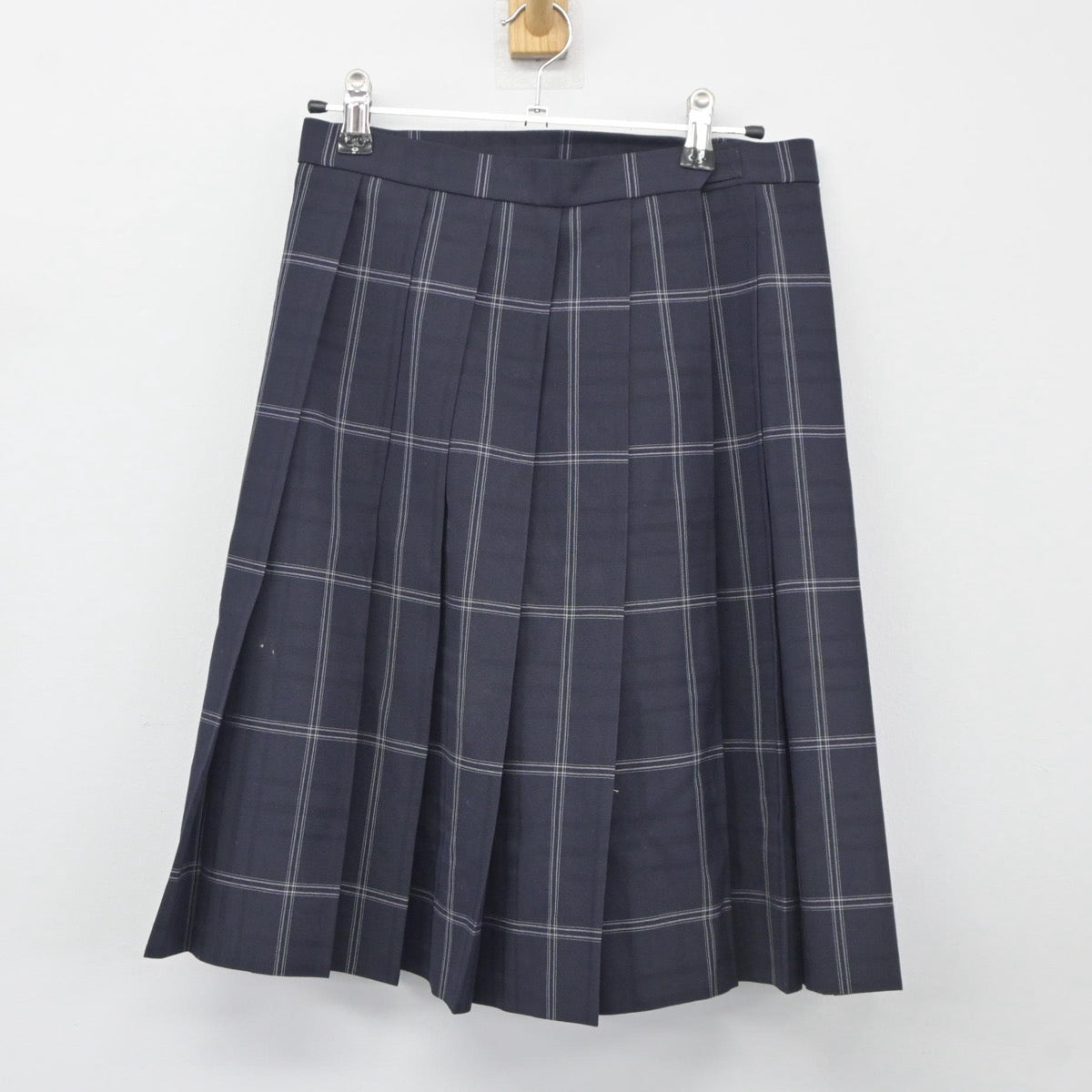 【中古】兵庫県 神戸鈴蘭台高等学校 女子制服 3点（ニットベスト・スカート）sf025326