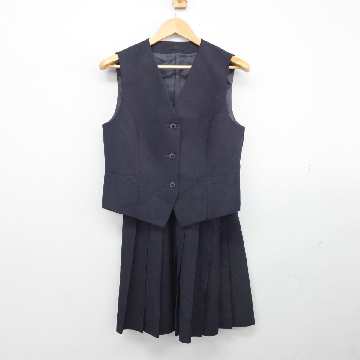 【中古】東京都 東京家政大学付属女子高等学校 女子制服 2点（ベスト・スカート）sf025344