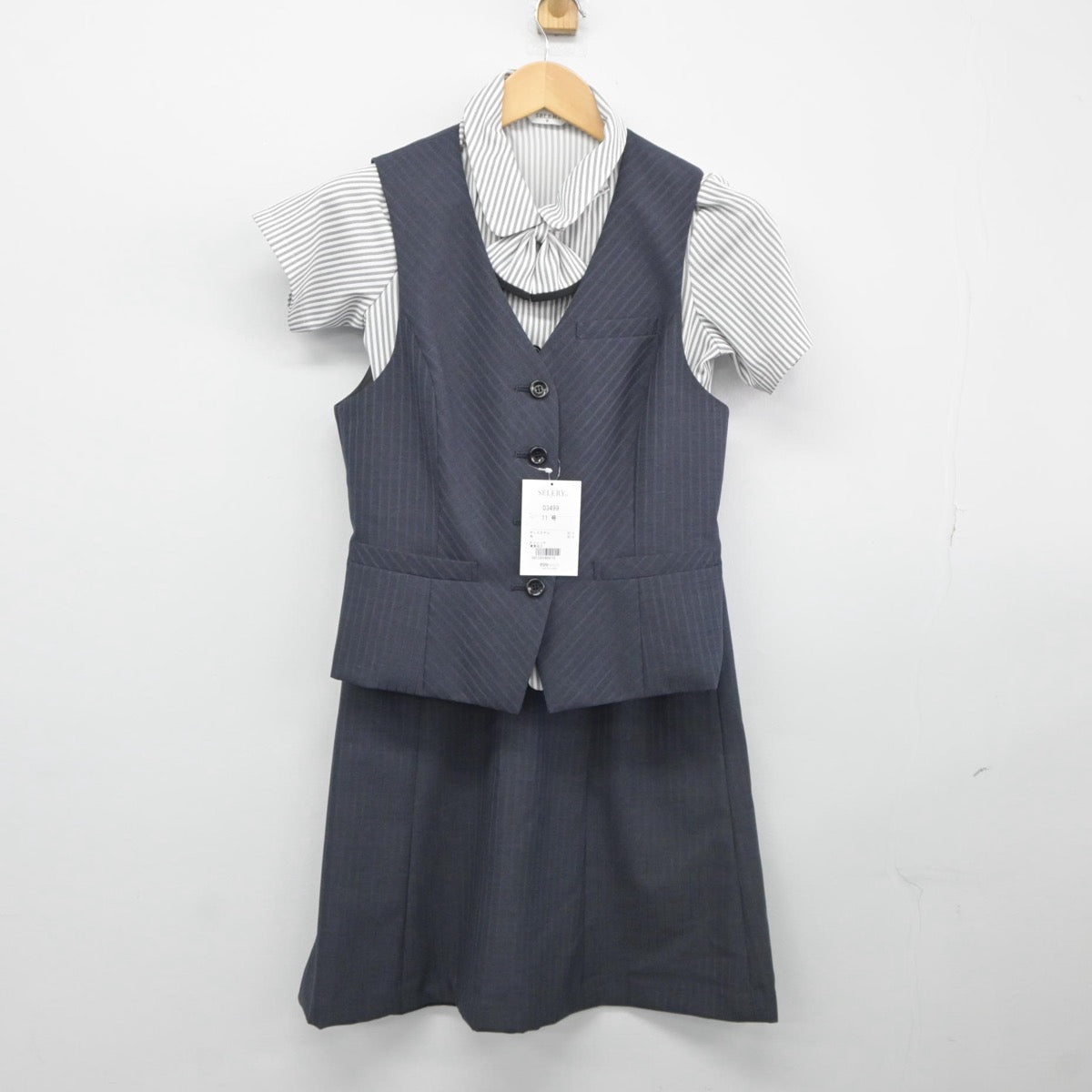 【中古】 女性事務服 女子制服 3点（ベスト・シャツ・スカート）sf025348