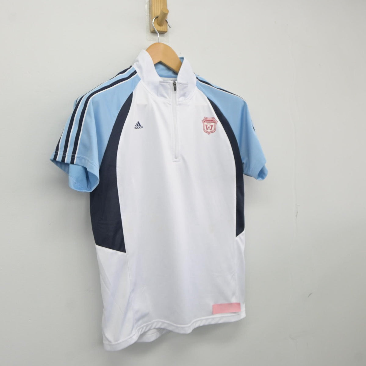 【中古】埼玉県 西武台新座中学校 女子制服 1点（体操服 上）sf025355