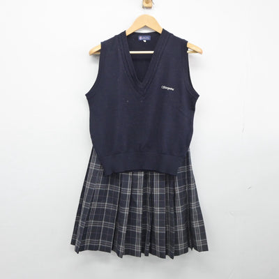 【中古】埼玉県 城山中学校 女子制服 3点（ニットベスト・スカート・スカート）sf025357