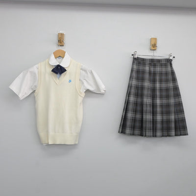 【中古】埼玉県 淑徳与野中学・高等学校 女子制服 4点（ニットベスト・シャツ・スカート）sf025365